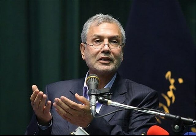 ربیعی: مدیرعامل ایران خودرو تغییر می‌کند/  مسئولیت مداخله در بازار ارز با دولت است