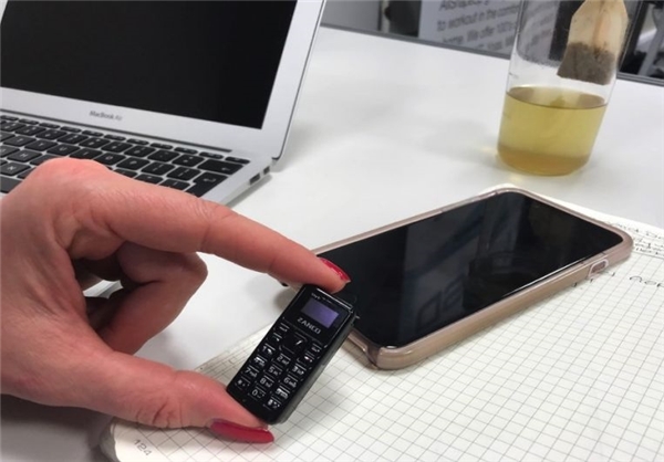 تولید کوچک‌‌ترین گوشی تلفن همراه جهان +عکس