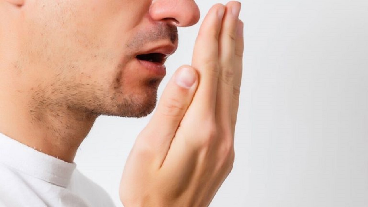 مقابله با بوی بد دهان در روزه‌داری + عکس