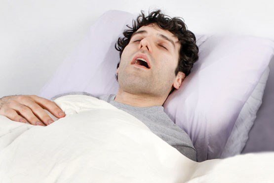 خطر جانی در کمین کسانی که در خواب خروپف می کنند