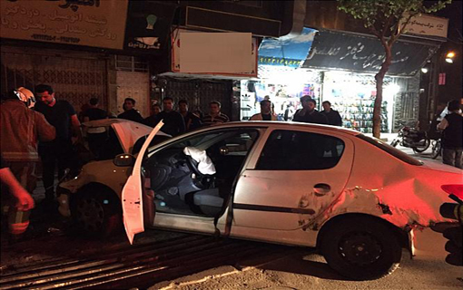 برخورد زنجیره ای ۴ خودرو در محله تهرانسر/ یک خانم جوان مصدوم شد +تصاویر