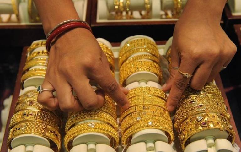 پیش بینی قیمت طلا و سکه برای ۲۸ اسفند / بازار طلا جانی برای افزایش ندارد