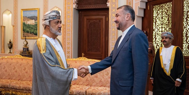 جزییات گفت و گوی وزیر امور خارجه با سلطان عمان
