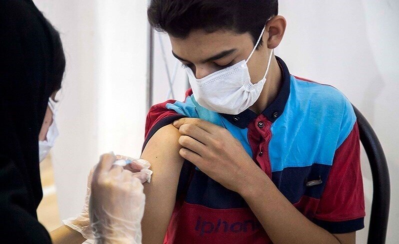 واکسینه شدن کامل ۷۴.۲۵درصد دانش آموزان در برابر کرونا