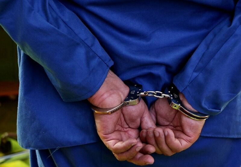 بازداشت یک کلاهبردار و یک چاقوکش در مازندران
