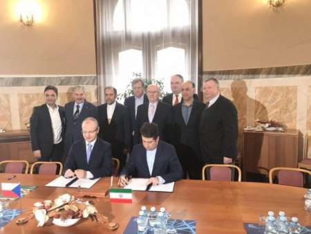 امضا توافق صنعتی با کشورهای اسلواکی و چک