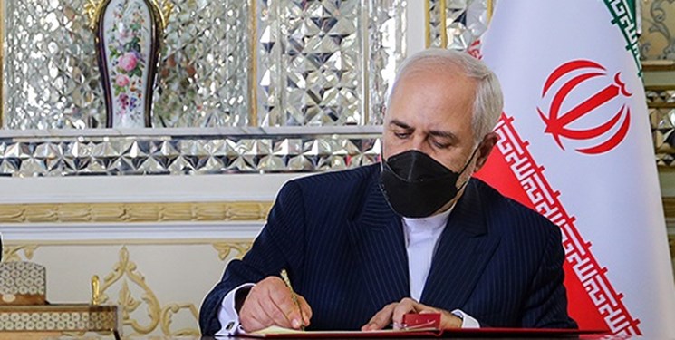واکنش ظریف به حکم یک دادگاه بین المللی به نفع ایران