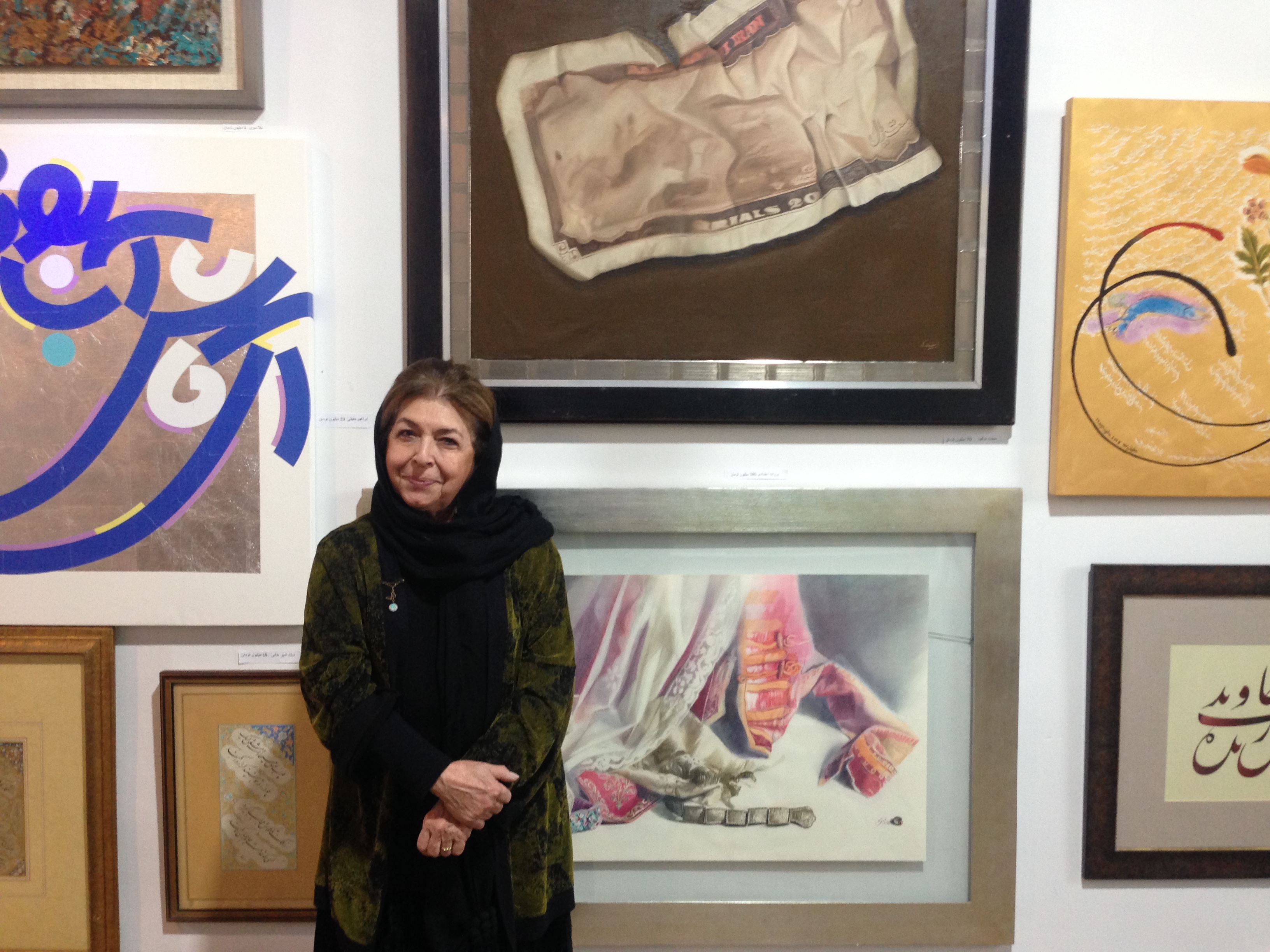 گفت و گو با لیلی گلستان درباره نمایشگاهِ چهارسوی هنر و جشنواره‌ تجسمی فجر