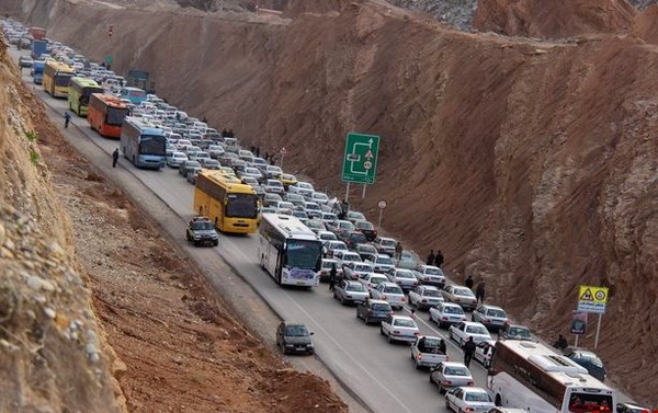 وجود ترافیک سنگین در جاده‌های منتهی به عراق