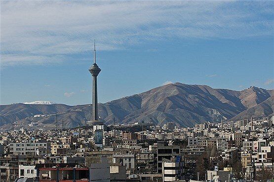 خنکی هوا در بام ایران