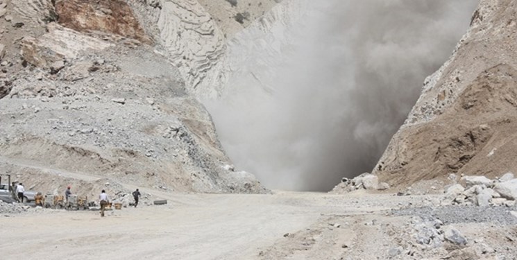 یک کشته و یک مصدوم در پی انفجار تونل کبیر کوه ایلام