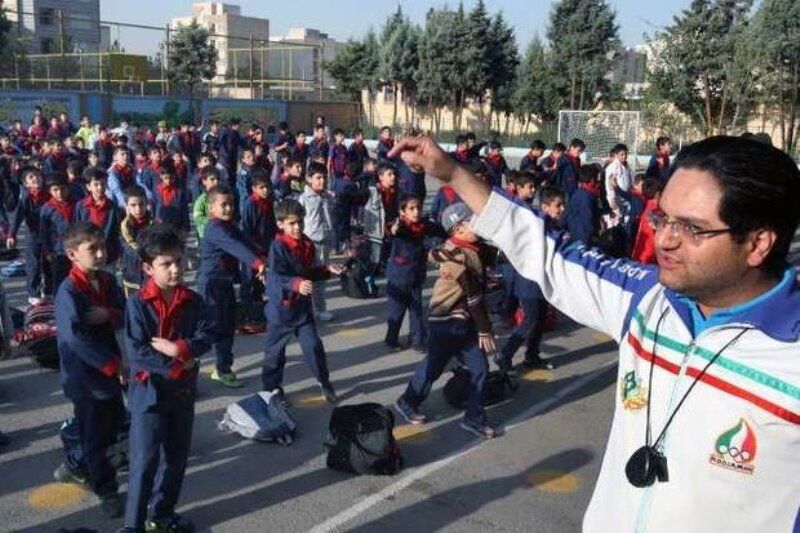 معلمان جدیدالورود در استان یزد استخدام شـدند