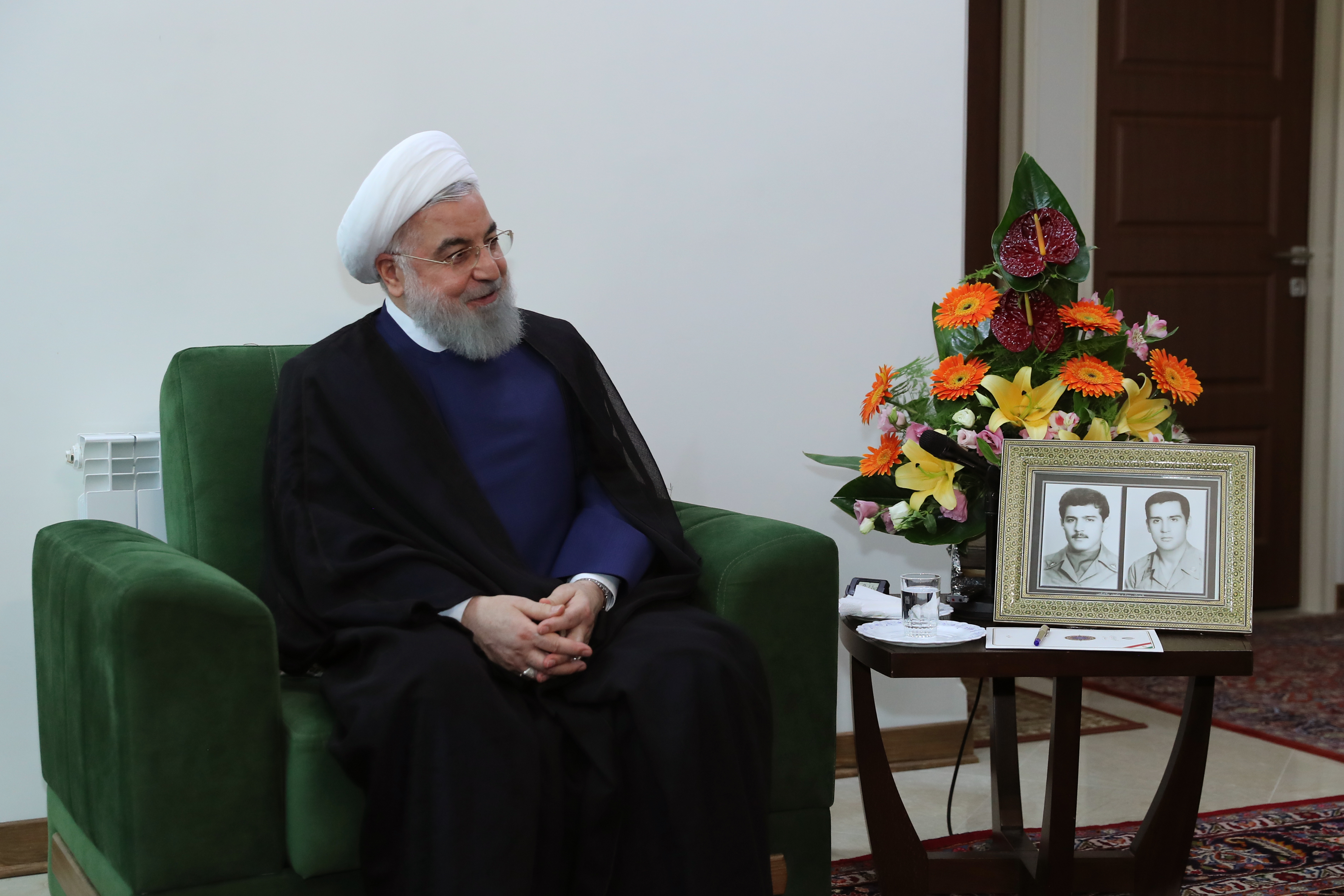 روحانی: دولت با جدیدت برای حل مشکلات تلاش می‌کند