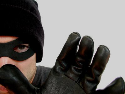 درخواست پلیس برای شناسایی دزد عابر بانک