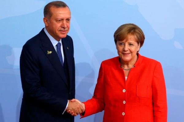 اردوغان و مرکل بر حفظ تمامیت ارضی سوریه تاکید کردند