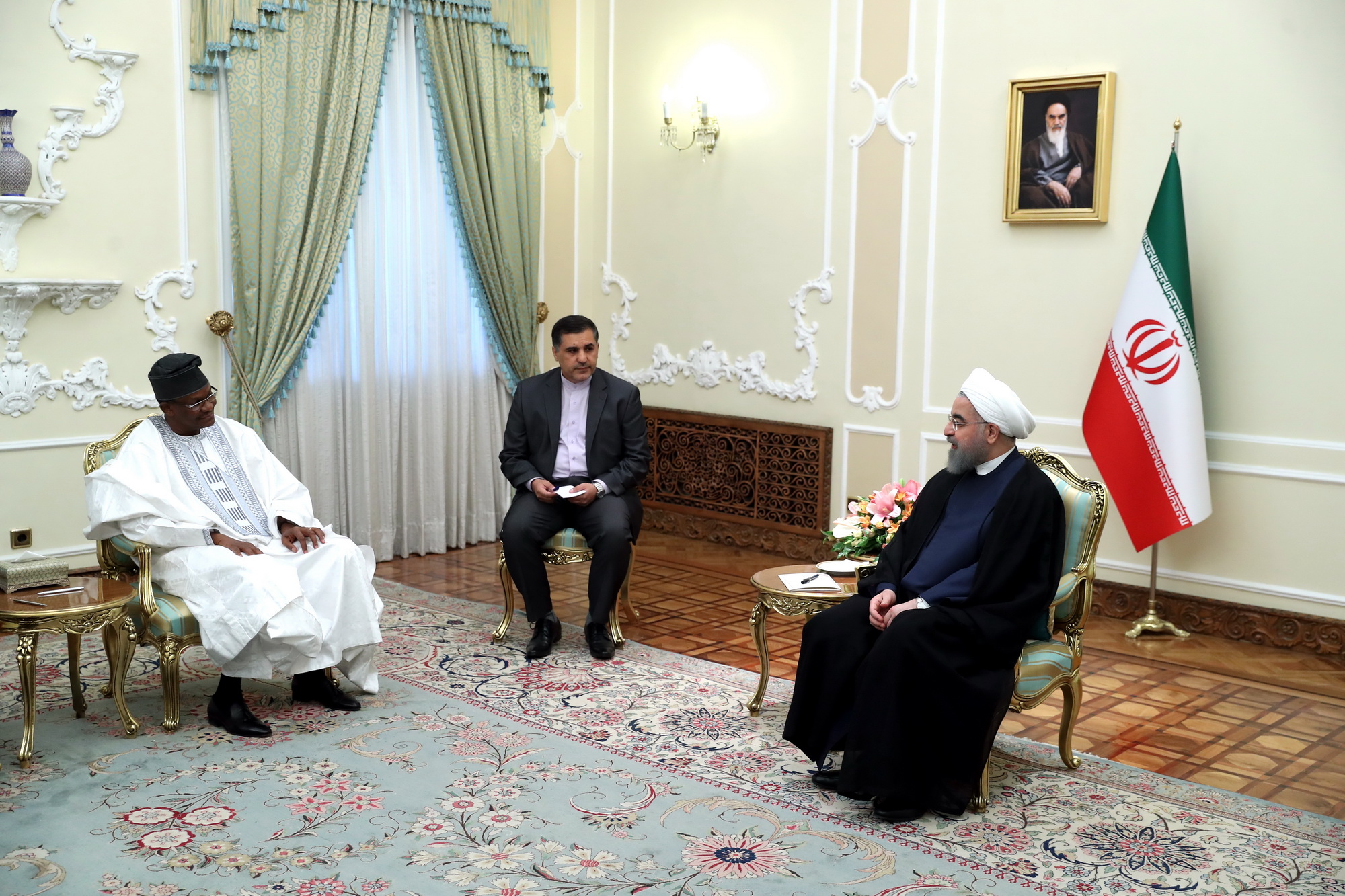 روحانی: اهمیت توسعه روابط با کشورهای آفریقایی در سیاست‌خارجی ایران