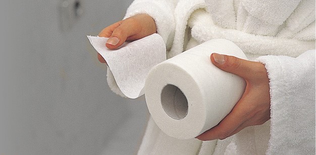 آیا استفاده از دستمال کاغذی توالت برای خانم ها ضرر دارد؟