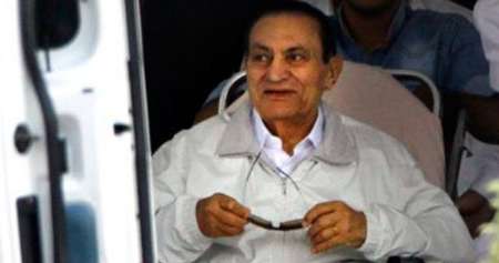 وکیل مبارک: حکم آزادی حسنی مبارک صادر شد