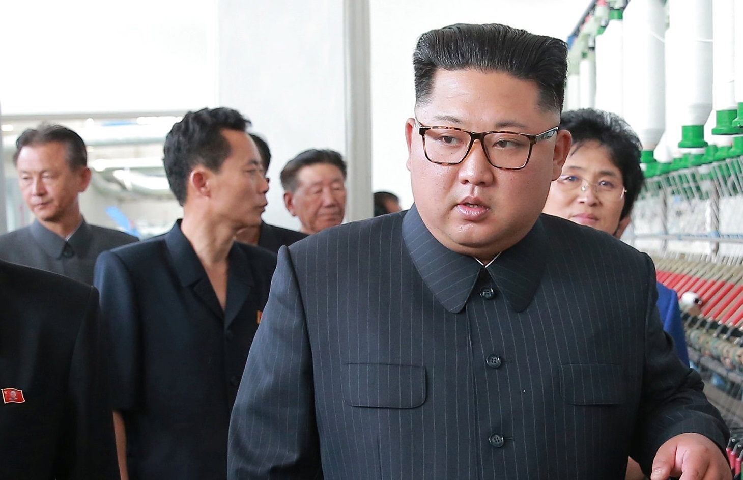 راز جای سوزن روی دست رهبر کره شمالی چیست؟ +عکس