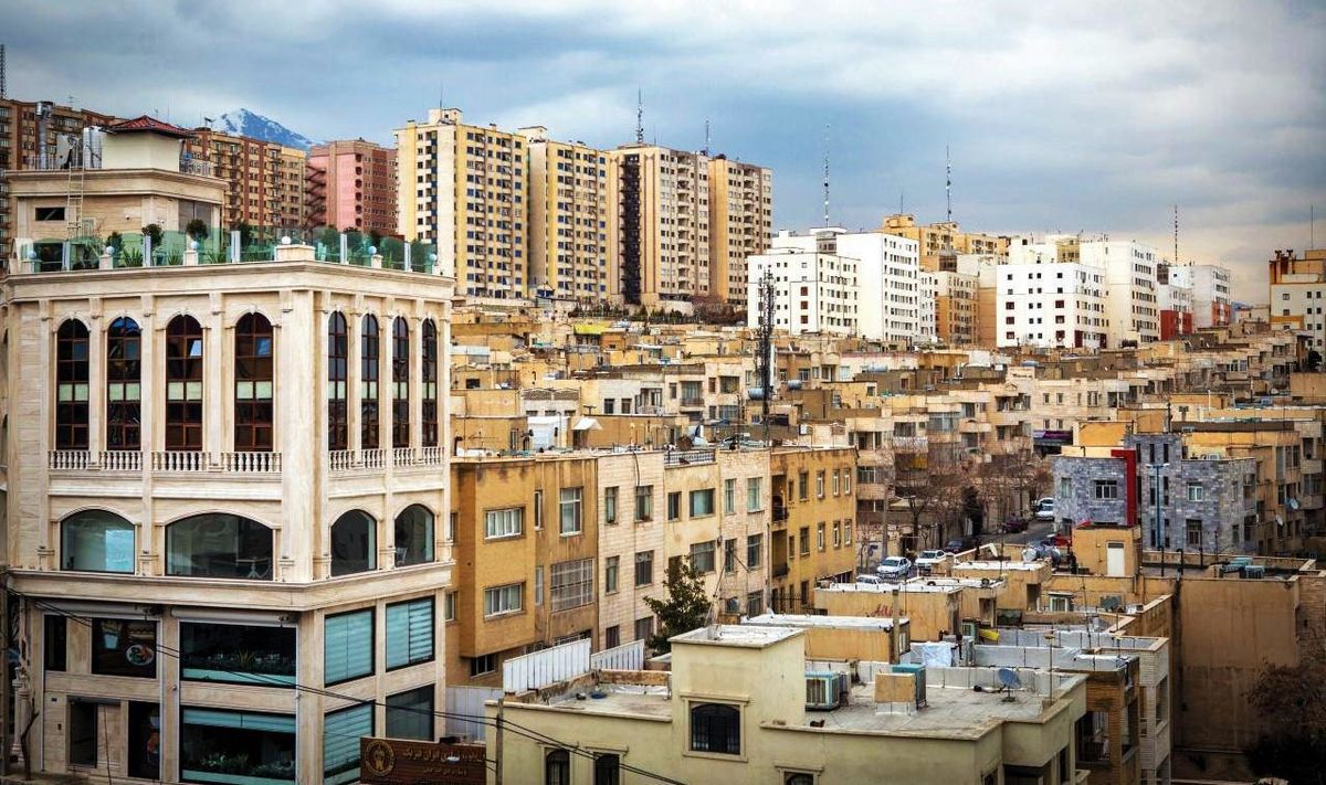 آپارتمان های ۱۰ ساله شرق تهران چند؟