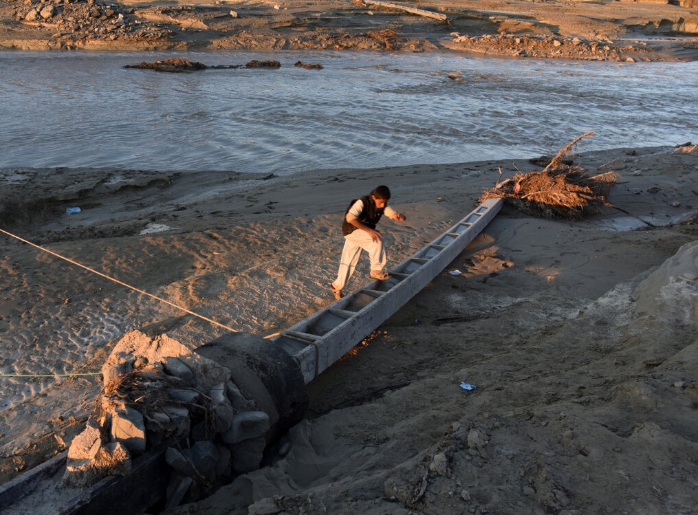 سیلاب افزون بر ۹هزار کیلومتر از جاده‌های سیستان و بلوچستان و کرمان را تخریب کرد