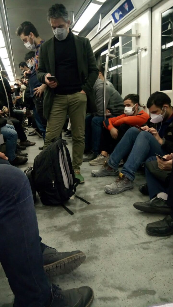 الواقتصادآنلاین/ نقص فنی  در خط دو مترو تهران