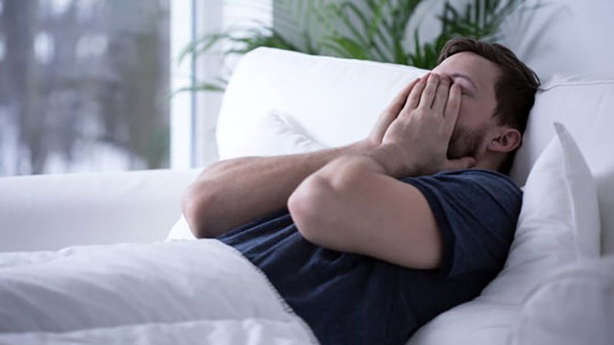 بیدار شدن مکرر درخواب چه علتی دارد؟