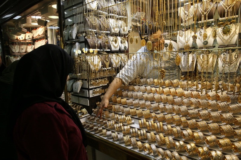 قیمت طلا امروز ده مهر ماه در بازار (مثقال ۱۸ عیار، طلا گرم ۱۸ عیار)