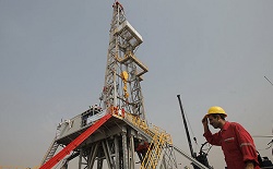 عملیات حفاری ۲۰ حلقه چاه در میدان‌ نفتی آزادگان جنوبی آغاز می‌شود