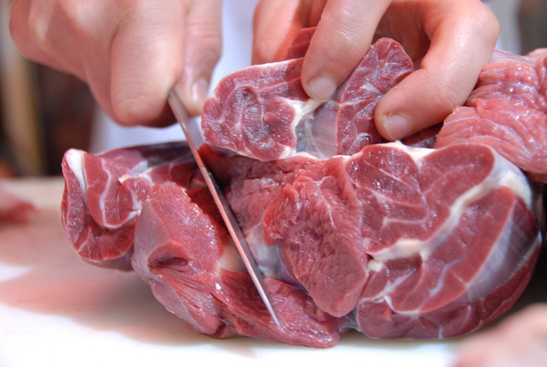قیمت گوشت قرمز کاهش می‌یابد