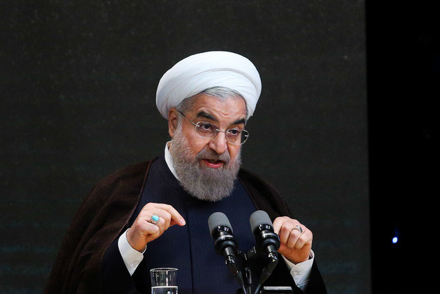 روحانی: منشور حقوق شهروندی تا پایان آذر و ضرورت اجرای آن منتشر می شود