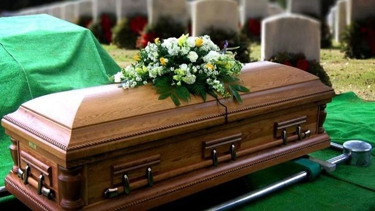 اتفاق عجیب در مراسم خاکسپاری