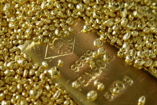 طلا متوقف شد/ بازار فلزات گرانبها روند اصلاحی در پیش گرفت