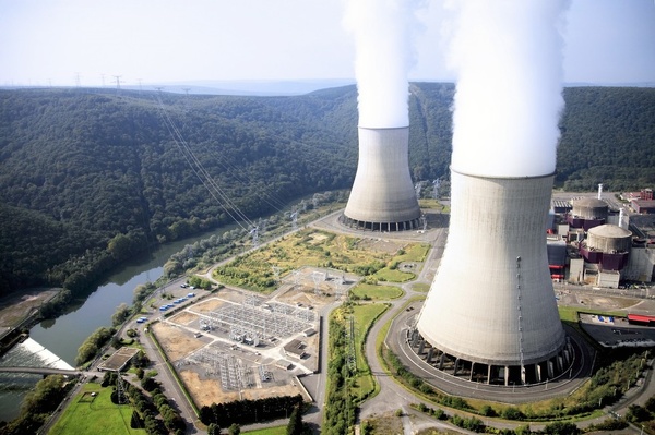 تعطیلی نیروگاه‌های اتمی فرانسه به دلیل گرمای هوا
