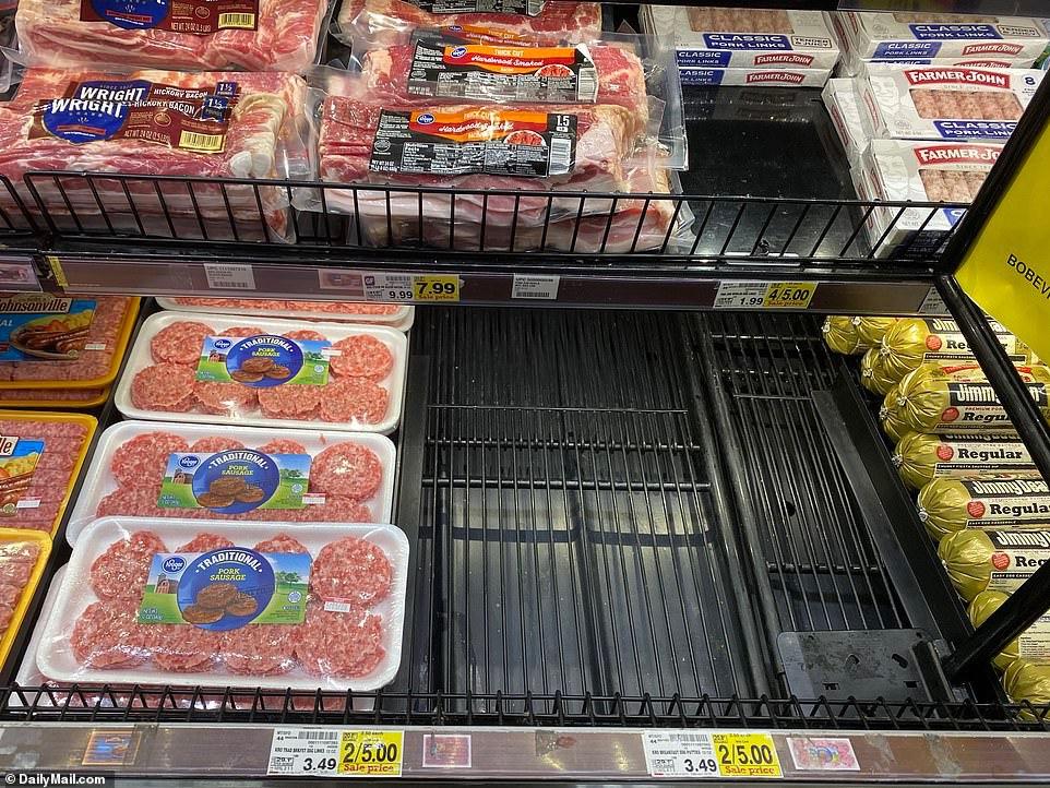 قفسه‌های خالی از گوشت در فروشگاه‌های آمریکا +تصاویر