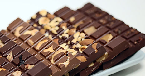 هر ایرانی سالانه چندکیلو شکلات و شیرینی می‌خورد؟