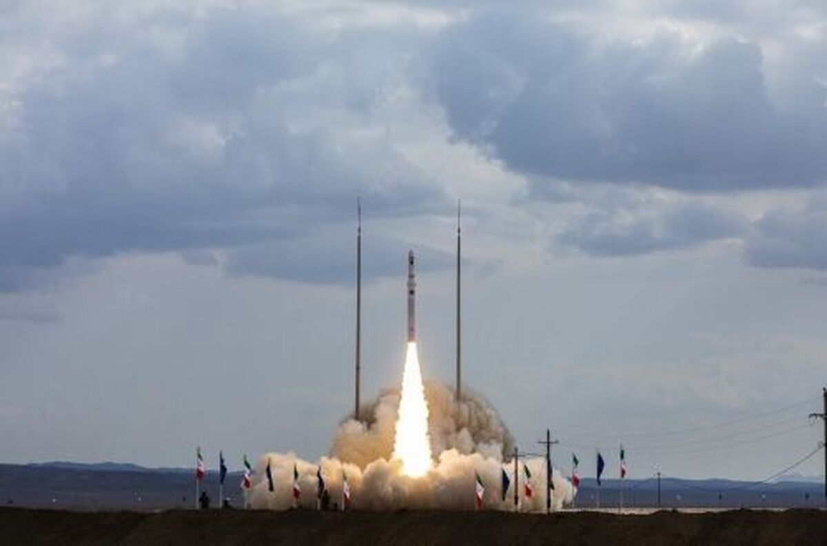 پرتاب موفقیت آمیز زیرمداری ماهواره بر قائم ۱۰۰