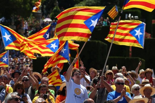 خودمختاری کاتالونیا لغو شد
