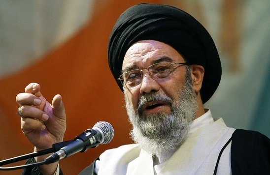 امام جمعه اصفهان: برخی دچار این قضاوت کودکانه شده‌اند و خدمات انقلاب را نادیده می‌گیرند