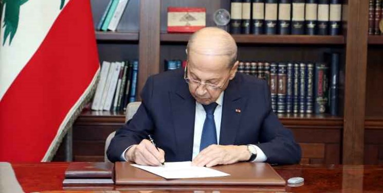 دولت لبنان استعفا کرد 
