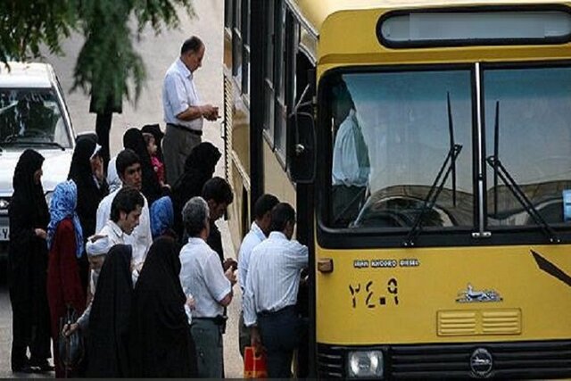 4000راننده اتوبوس در صف دریافت کارت خرید دولتی