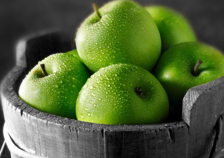 ۵ فایده خوردن سیب در حالت ناشتا برای سلامت بدن