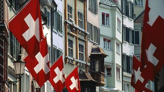 بانک‌های سوئیسی هم از انگلیس می‌روند