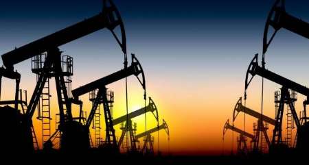 دبی نفت خود را ۱۵ سنت ارزان تر از نفت عمان می فروشد