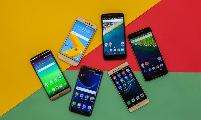 
گوشی موبایل در سه راهی تولید، واردات یا قاچاق
