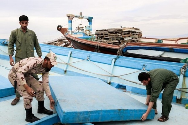 کشف ۲۵ هزار لیتر سوخت قاچاق در آب های خلیج فارس