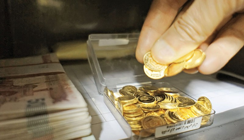 دلالان سرپایی، میدان‌دار بازار طلا و سکه/ سایه سنگین بی‌اعتمادی مردم بر سر طرح ثبت معاملات سکه و طلا