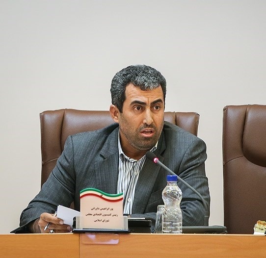 پورابراهیمی: کار مجلس در رای اعتماد به وزرا کم‌نظیر بود