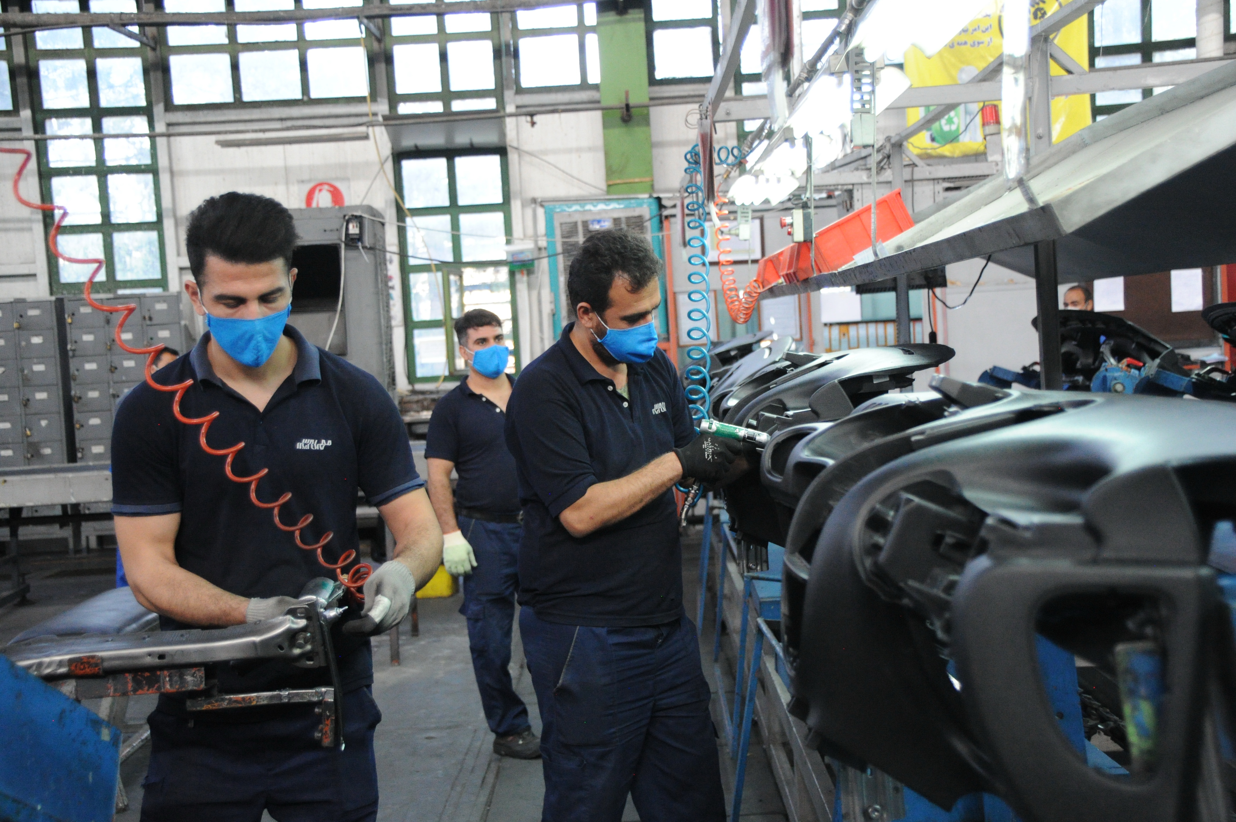 تکمیل و تجاری سازی ۴۷۹۶دستگاه خودرو در یک روز ایران‌خودرو