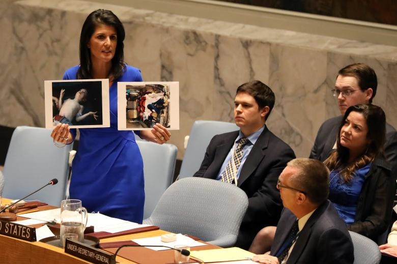 تصاویر کشته‌شدگان حمله‎شیمیایی سوریه در سازمان ملل +عکس